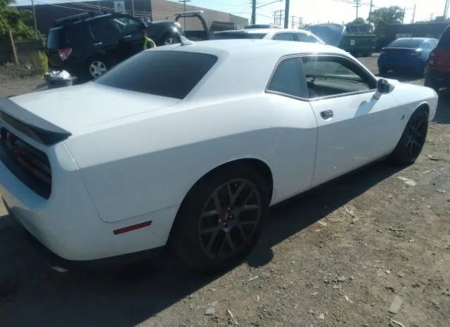 Photo 3 VIN: 2C3CDZFJ3JH256527 - DODGE CHALLENGER 