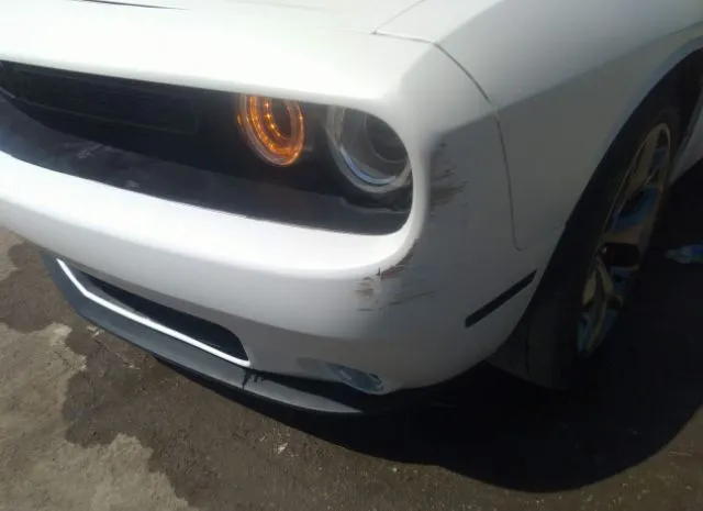 Photo 5 VIN: 2C3CDZFJ3JH279368 - DODGE CHALLENGER 