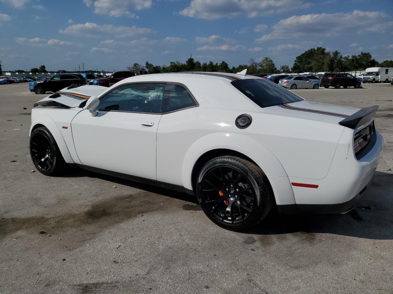 Photo 1 VIN: 2C3CDZFJ3PH527384 - DODGE CHALLENGER 