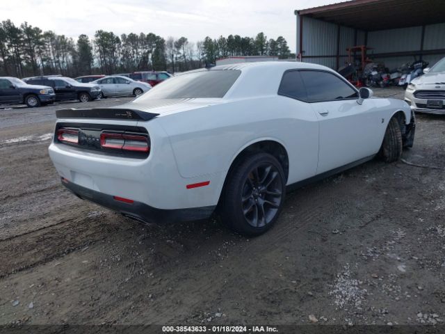 Photo 3 VIN: 2C3CDZFJ3PH563334 - DODGE CHALLENGER 