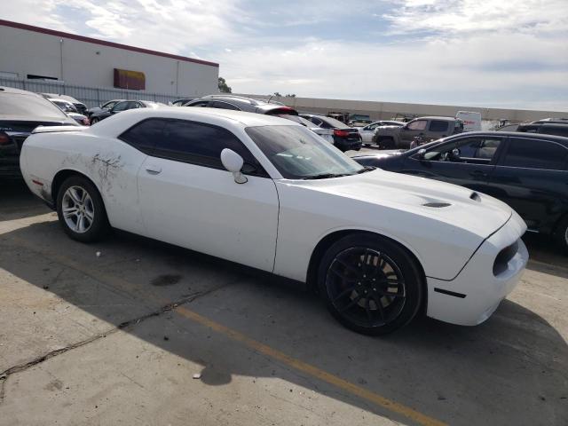 Photo 3 VIN: 2C3CDZFJ4GH137412 - DODGE CHALLENGER 