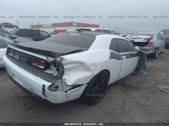 Photo 3 VIN: 2C3CDZFJ4HH592455 - DODGE CHALLENGER 