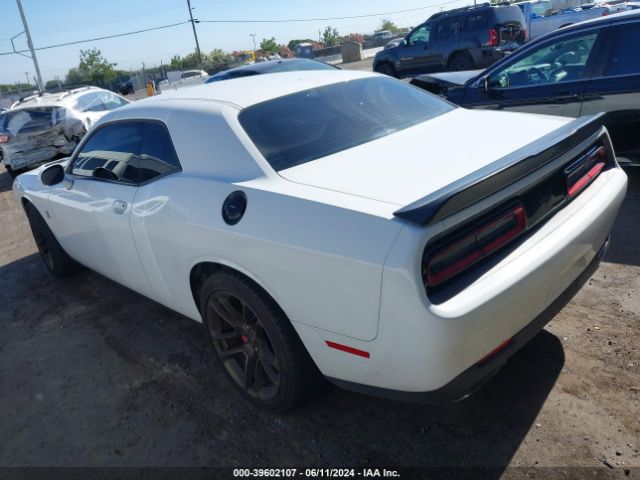 Photo 2 VIN: 2C3CDZFJ4LH183879 - DODGE CHALLENGER 