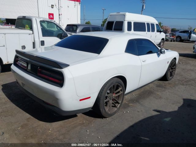 Photo 3 VIN: 2C3CDZFJ4LH183879 - DODGE CHALLENGER 