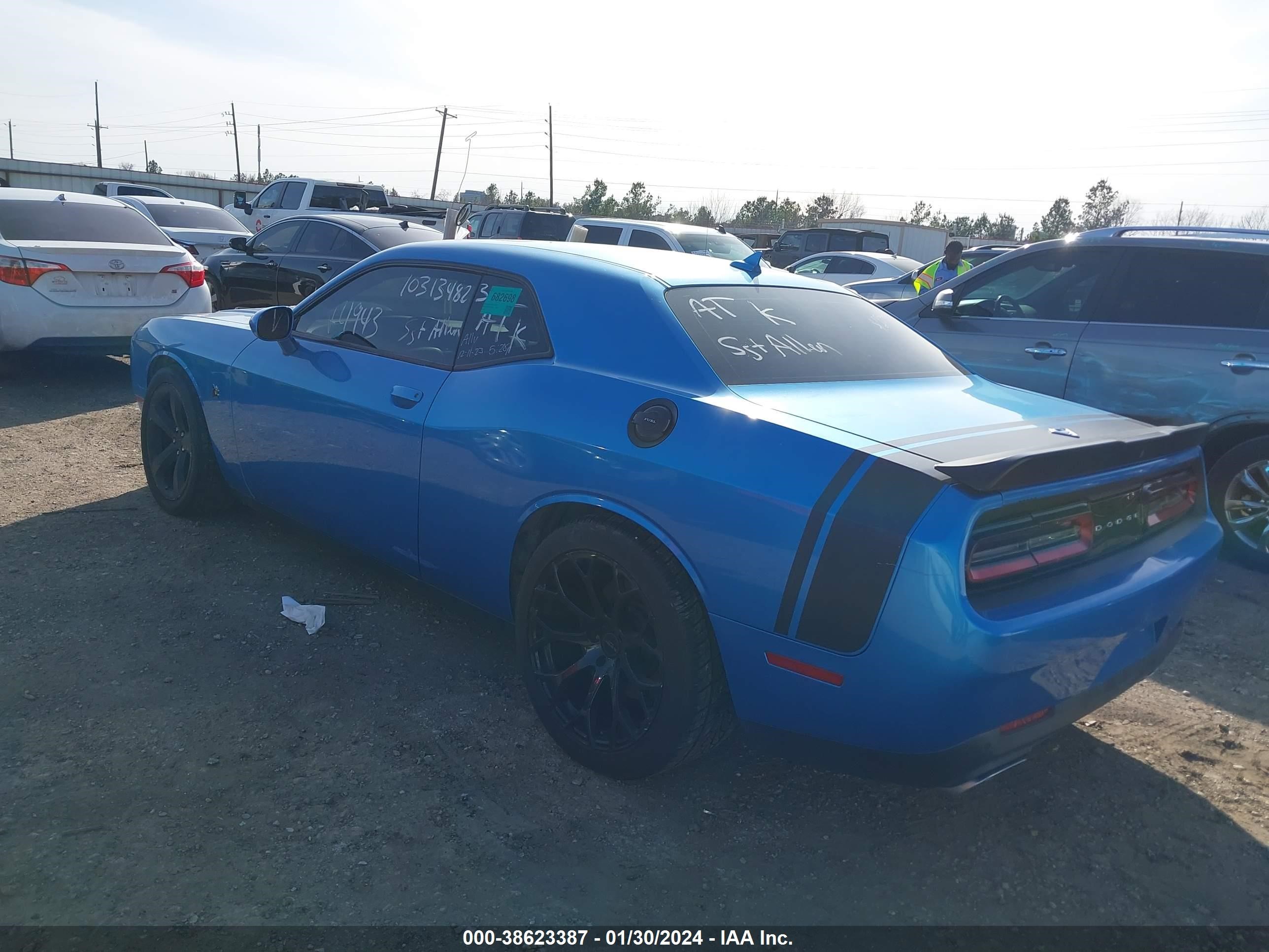 Photo 2 VIN: 2C3CDZFJ6GH254943 - DODGE CHALLENGER 