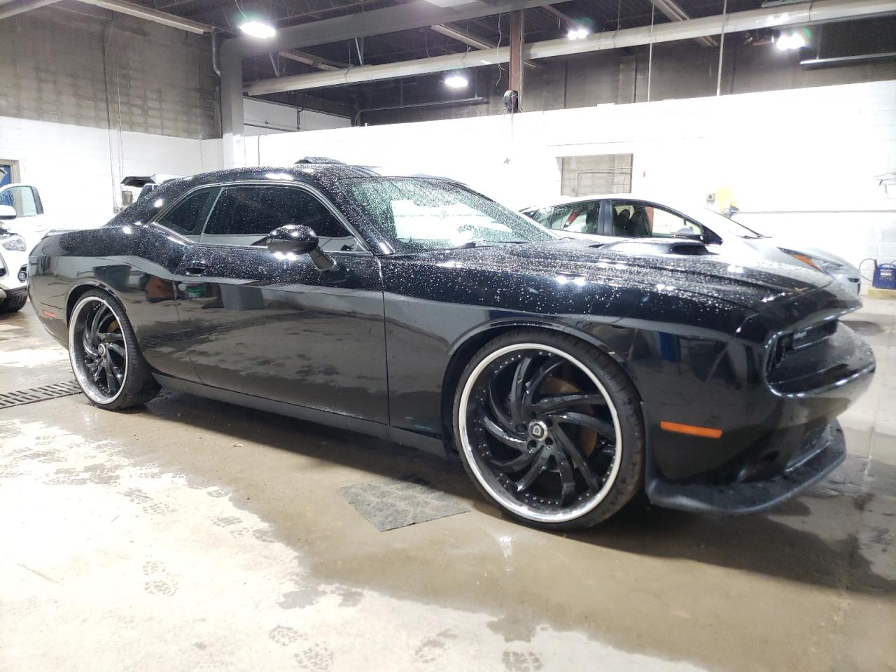 Photo 3 VIN: 2C3CDZFJ7GH279723 - DODGE CHALLENGER 