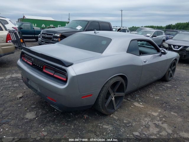 Photo 3 VIN: 2C3CDZFJ7HH640692 - DODGE CHALLENGER 