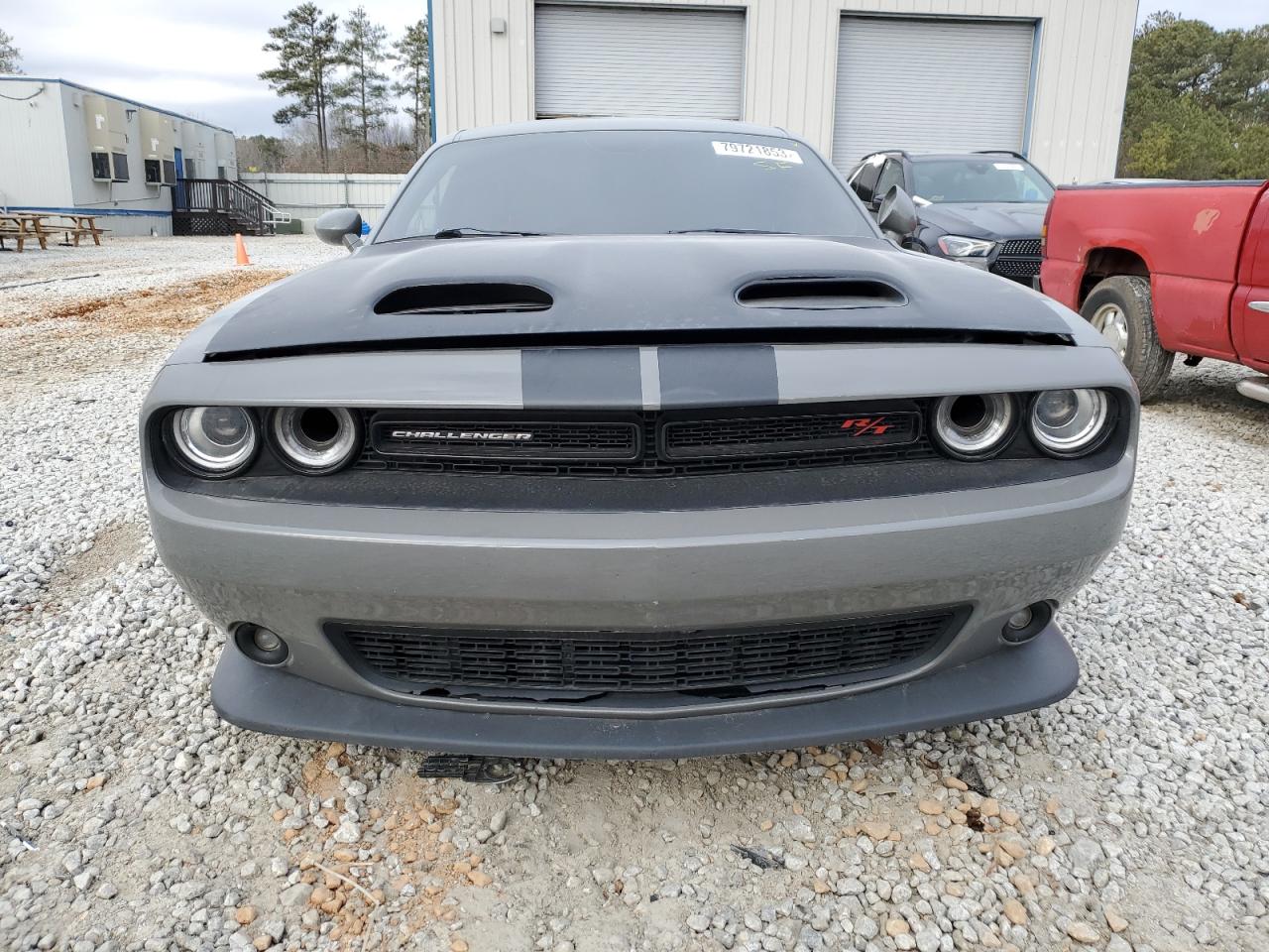 Photo 4 VIN: 2C3CDZFJ7JH270883 - DODGE CHALLENGER 