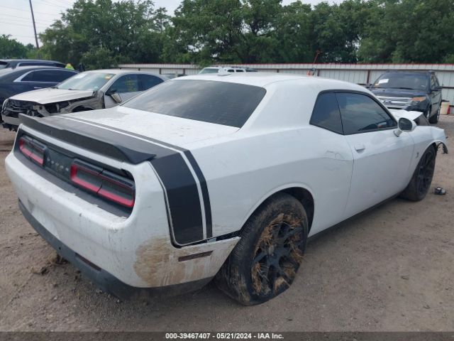 Photo 3 VIN: 2C3CDZFJ8FH739700 - DODGE CHALLENGER 