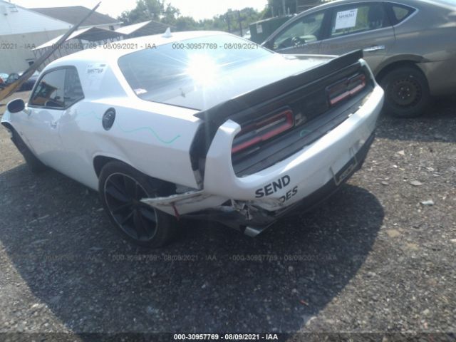 Photo 2 VIN: 2C3CDZFJ8FH838713 - DODGE CHALLENGER 