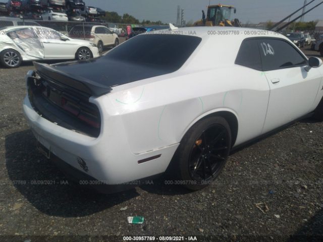 Photo 3 VIN: 2C3CDZFJ8FH838713 - DODGE CHALLENGER 