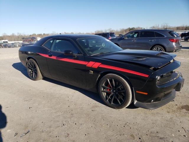 Photo 3 VIN: 2C3CDZFJ9KH640054 - DODGE CHALLENGER 