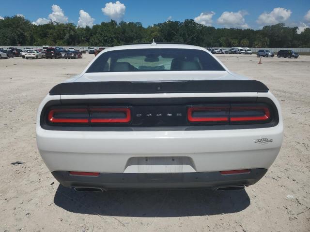 Photo 5 VIN: 2C3CDZFJXFH877822 - DODGE CHALLENGER 