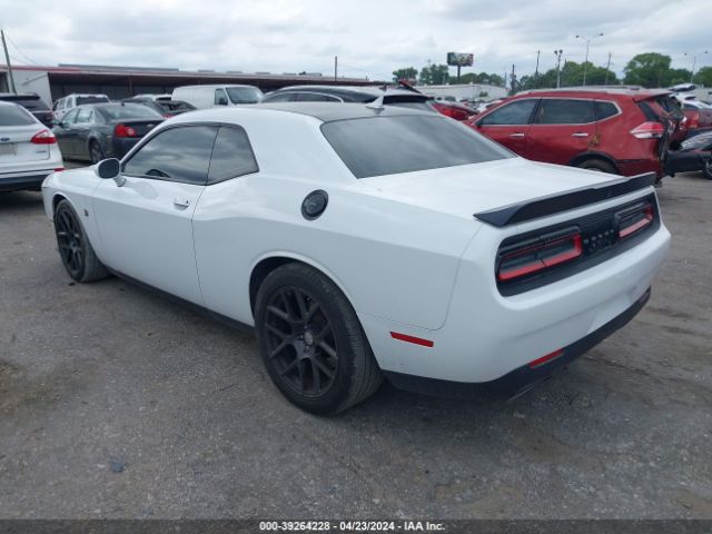 Photo 2 VIN: 2C3CDZFJXGH263676 - DODGE CHALLENGER 