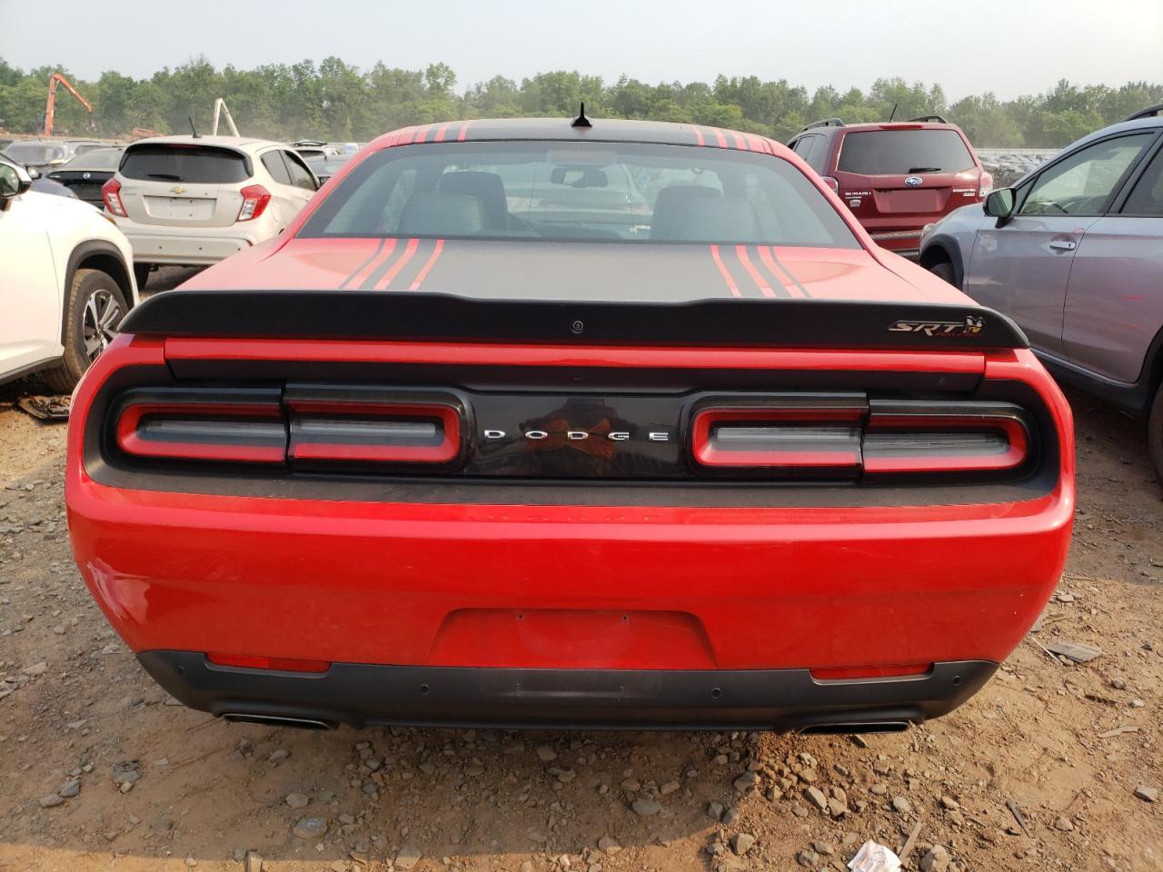 Photo 5 VIN: 2C3CDZFJXGH264469 - DODGE CHALLENGER 