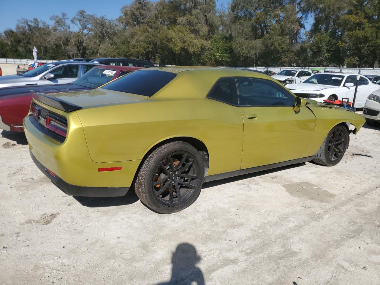 Photo 2 VIN: 2C3CDZFJXMH635447 - DODGE CHALLENGER 