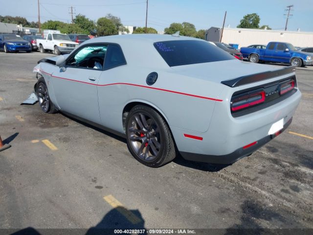 Photo 2 VIN: 2C3CDZFJXNH188376 - DODGE CHALLENGER 