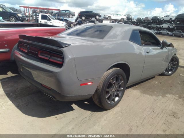 Photo 3 VIN: 2C3CDZGG1JH205434 - DODGE CHALLENGER 