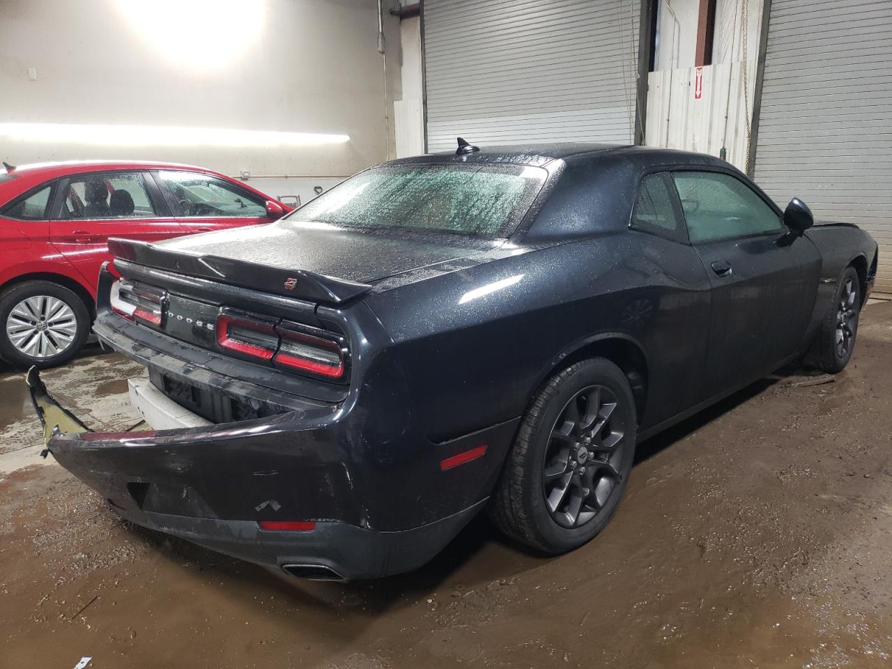 Photo 2 VIN: 2C3CDZGG6JH124364 - DODGE CHALLENGER 