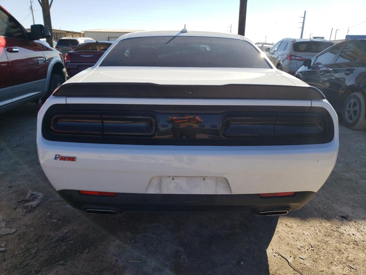 Photo 5 VIN: 2C3CDZGG8JH322959 - DODGE CHALLENGER 