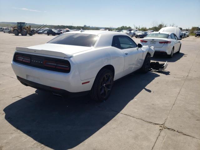 Photo 3 VIN: 2C3CDZGGXHH555784 - DODGE CHALLENGER 