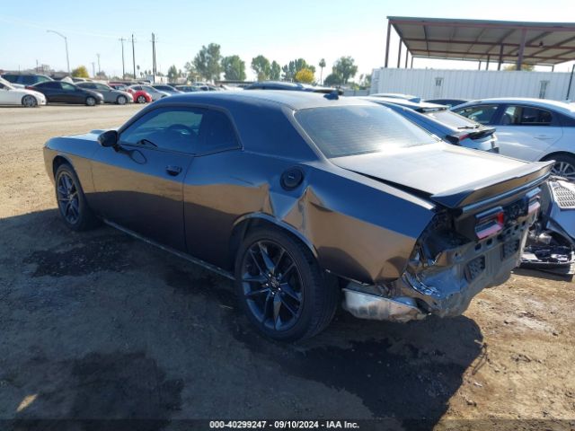 Photo 2 VIN: 2C3CDZGGXNH156756 - DODGE CHALLENGER 