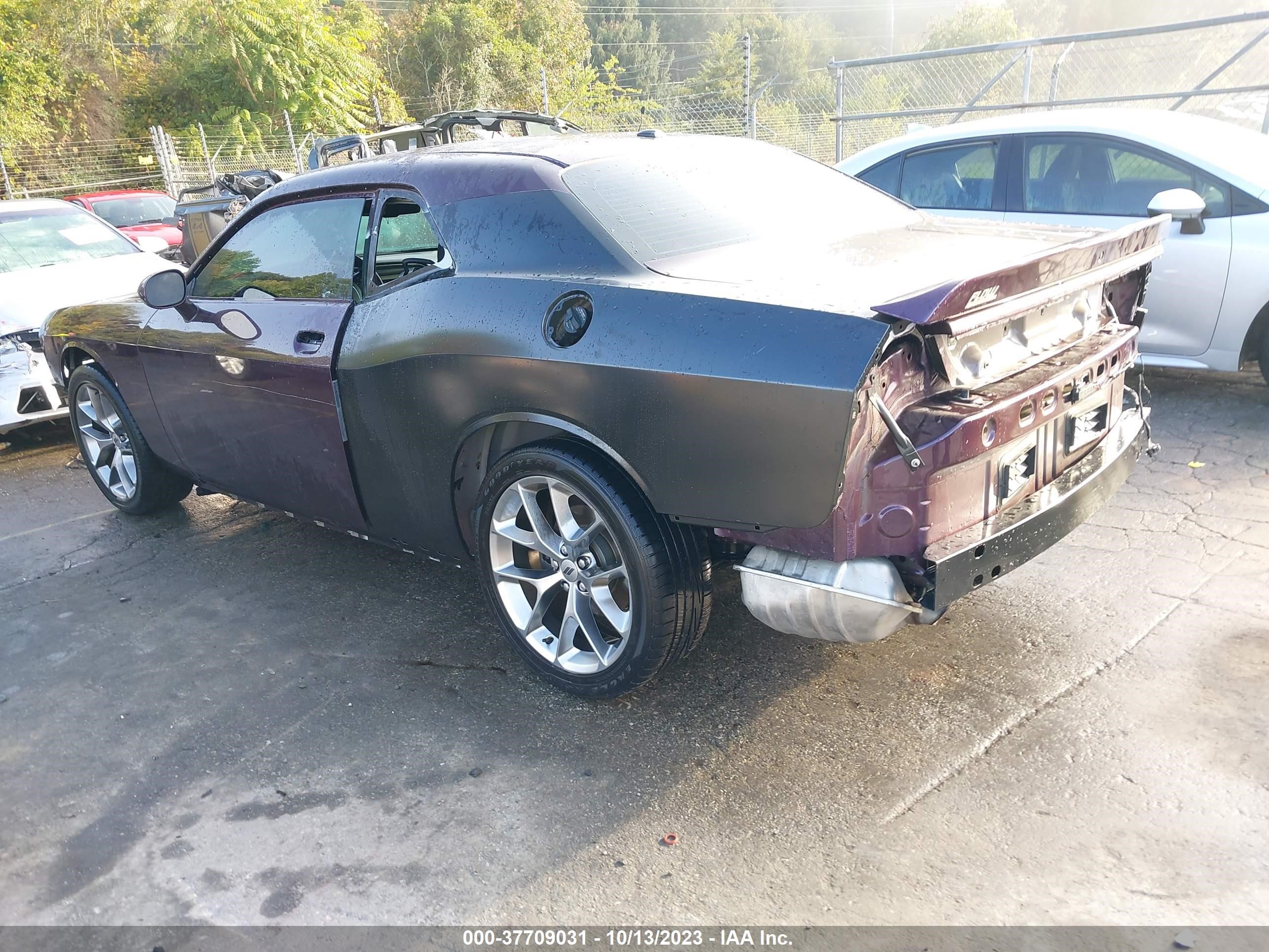 Photo 2 VIN: 2C3CDZJG0LH235102 - DODGE CHALLENGER 