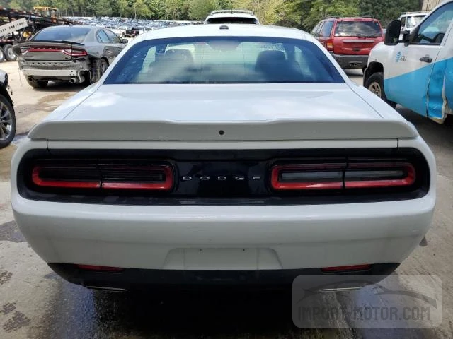 Photo 5 VIN: 2C3CDZJG0NH211255 - DODGE CHALLENGER 