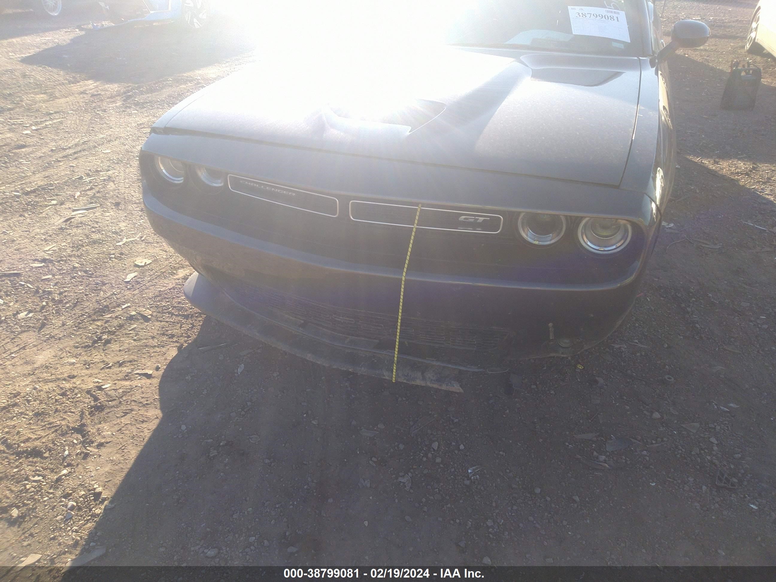 Photo 5 VIN: 2C3CDZJG0NH249780 - DODGE CHALLENGER 