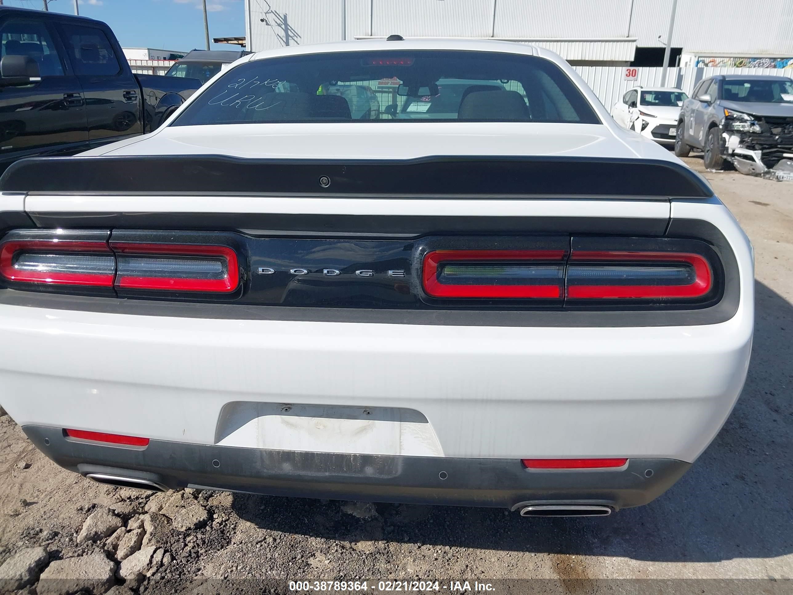 Photo 15 VIN: 2C3CDZJG0PH605325 - DODGE CHALLENGER 