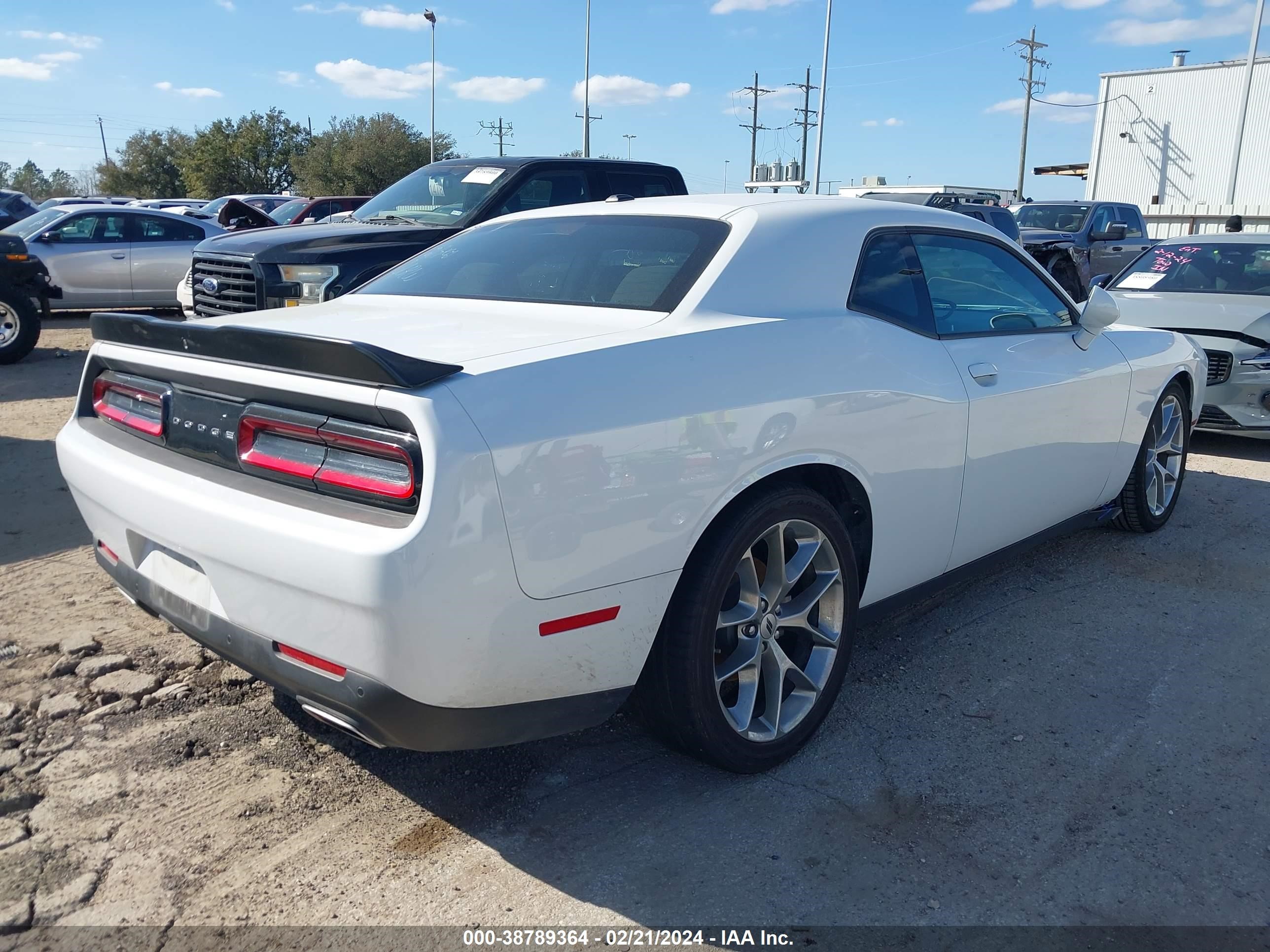 Photo 3 VIN: 2C3CDZJG0PH605325 - DODGE CHALLENGER 