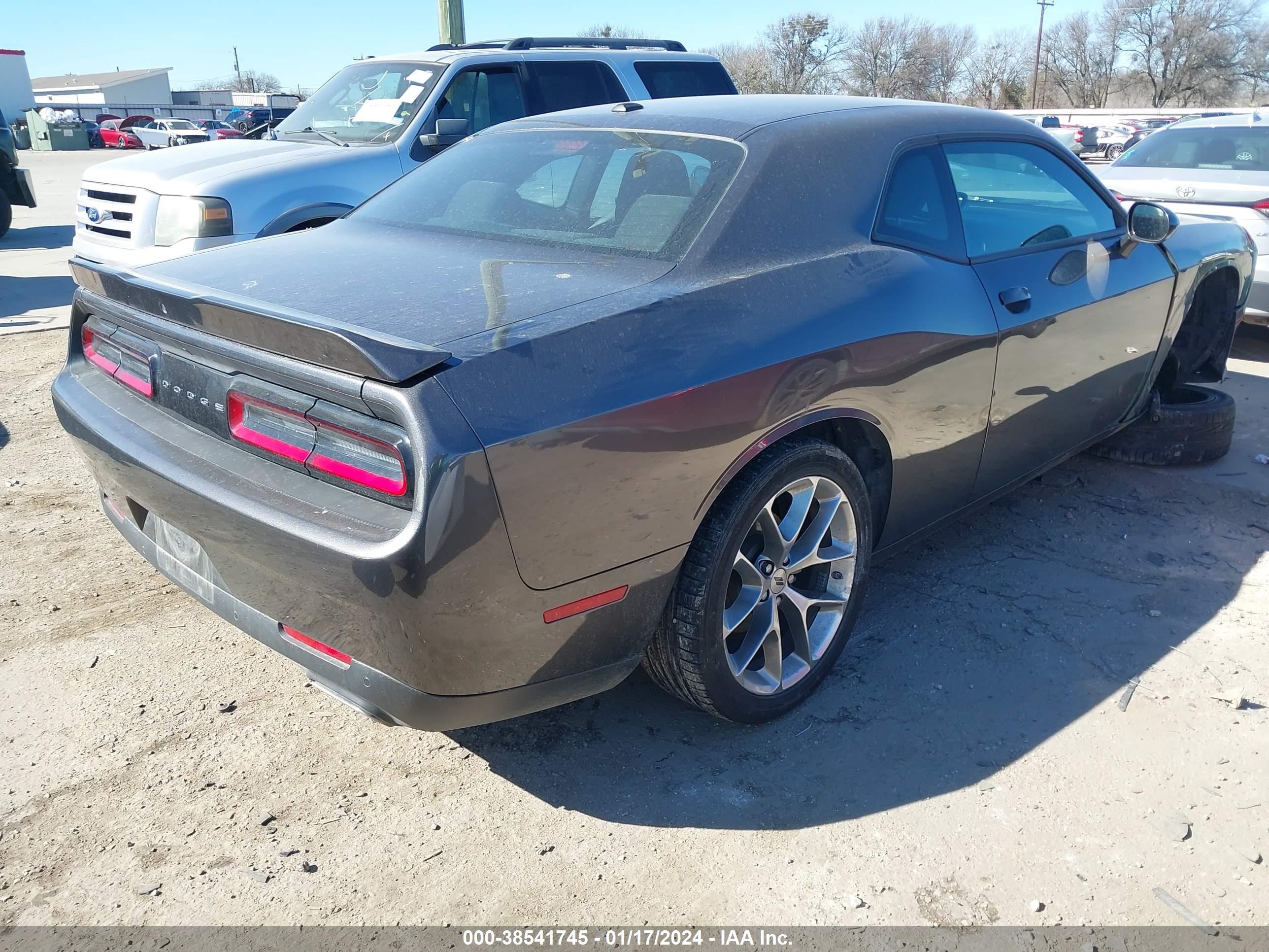 Photo 3 VIN: 2C3CDZJG1NH136954 - DODGE CHALLENGER 