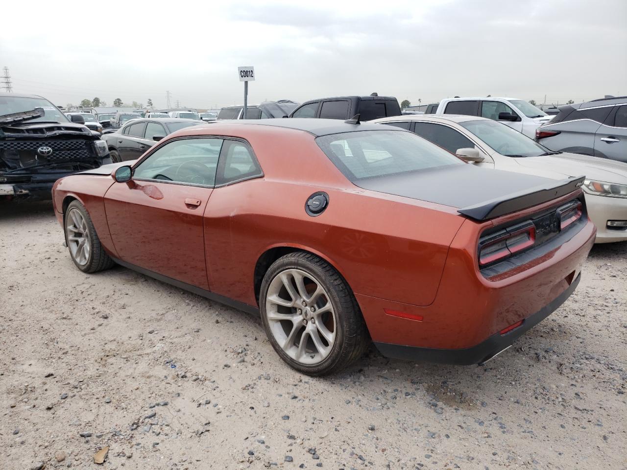 Photo 2 VIN: 2C3CDZJG2LH172424 - DODGE CHALLENGER 