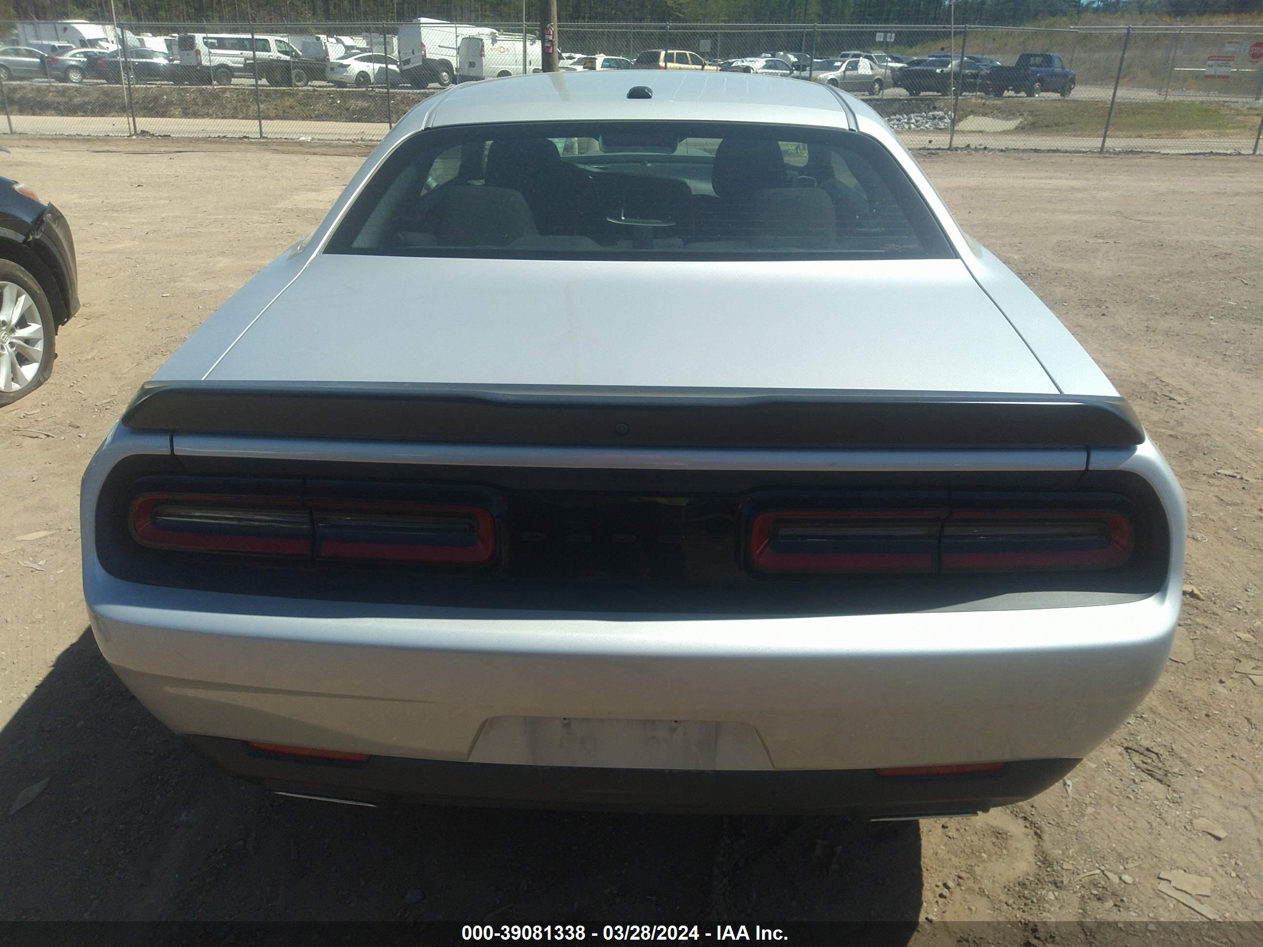 Photo 15 VIN: 2C3CDZJG3NH263480 - DODGE CHALLENGER 