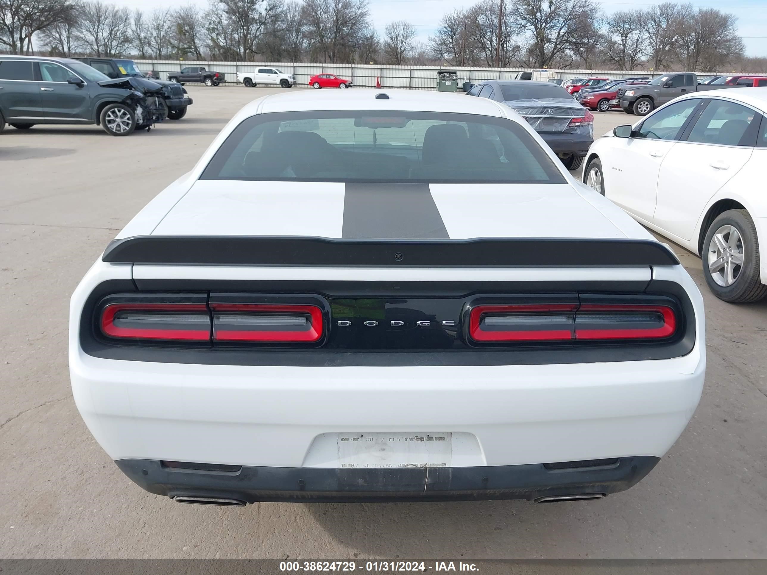 Photo 15 VIN: 2C3CDZJG3PH510418 - DODGE CHALLENGER 