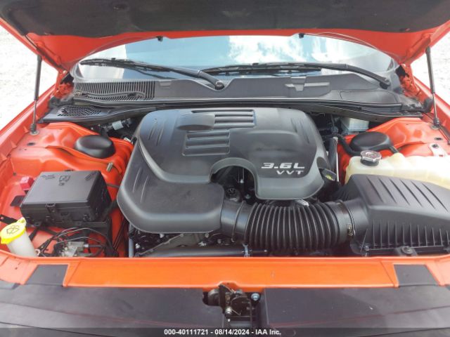 Photo 9 VIN: 2C3CDZJG4NH159788 - DODGE CHALLENGER 