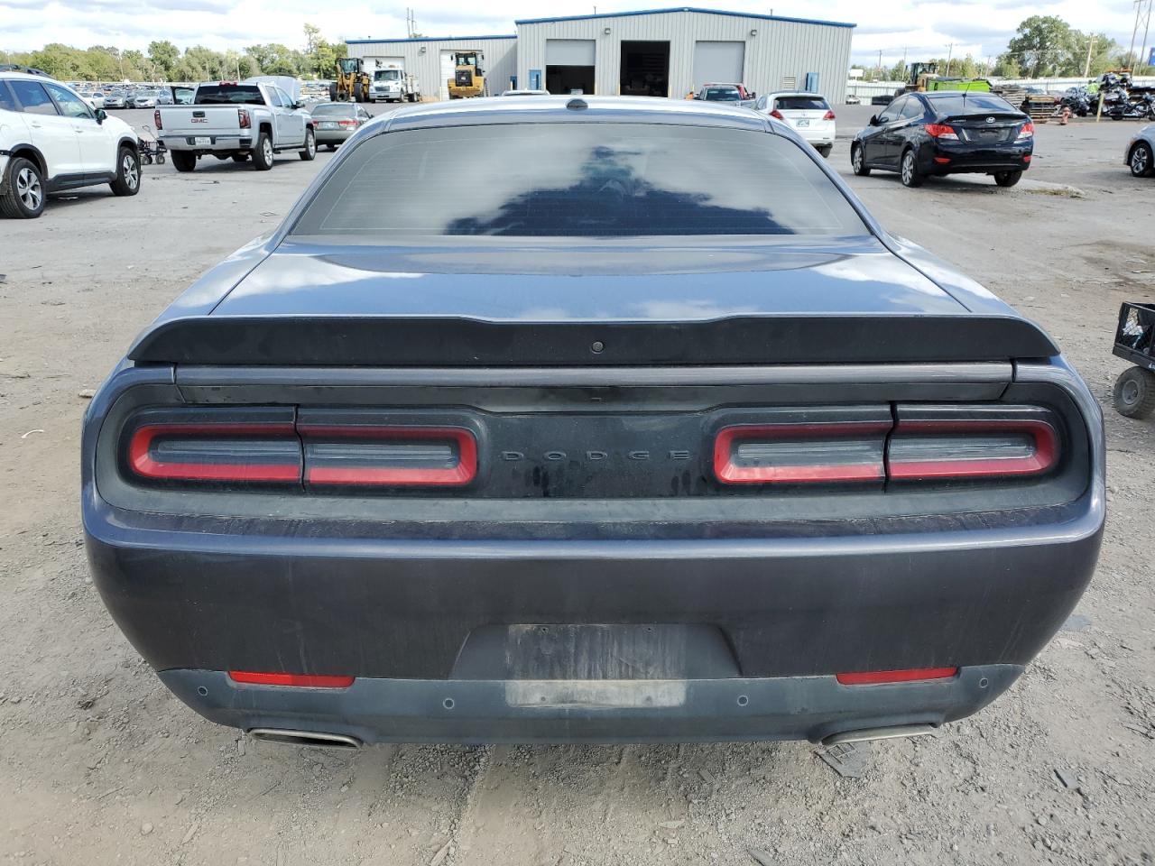 Photo 5 VIN: 2C3CDZJG5NH105710 - DODGE CHALLENGER 