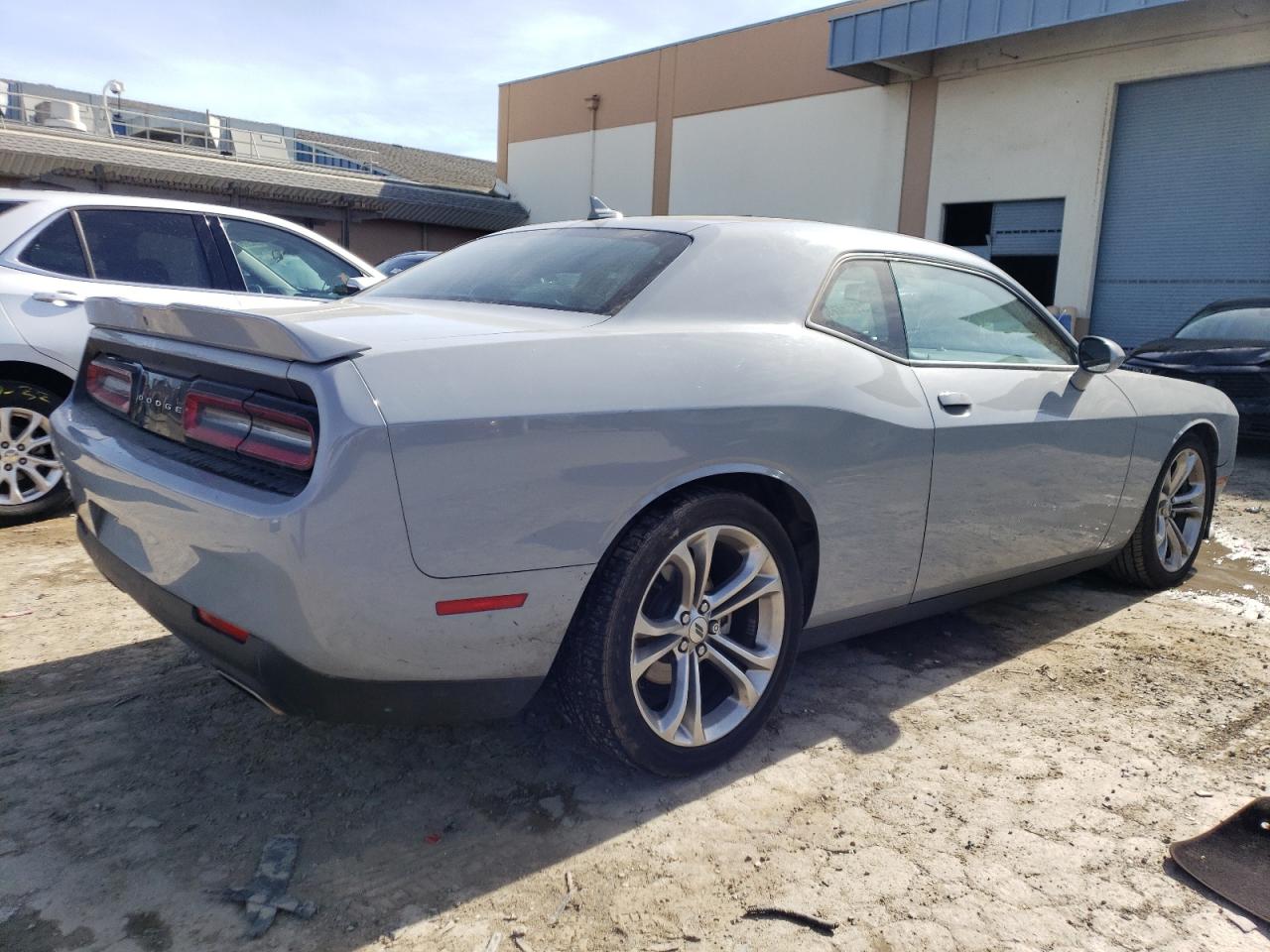 Photo 2 VIN: 2C3CDZJG7MH660432 - DODGE CHALLENGER 