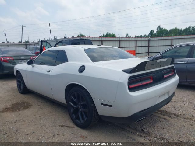 Photo 2 VIN: 2C3CDZJG8LH239883 - DODGE CHALLENGER 