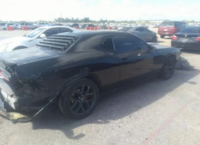 Photo 3 VIN: 2C3CDZJGXLH113671 - DODGE CHALLENGER 