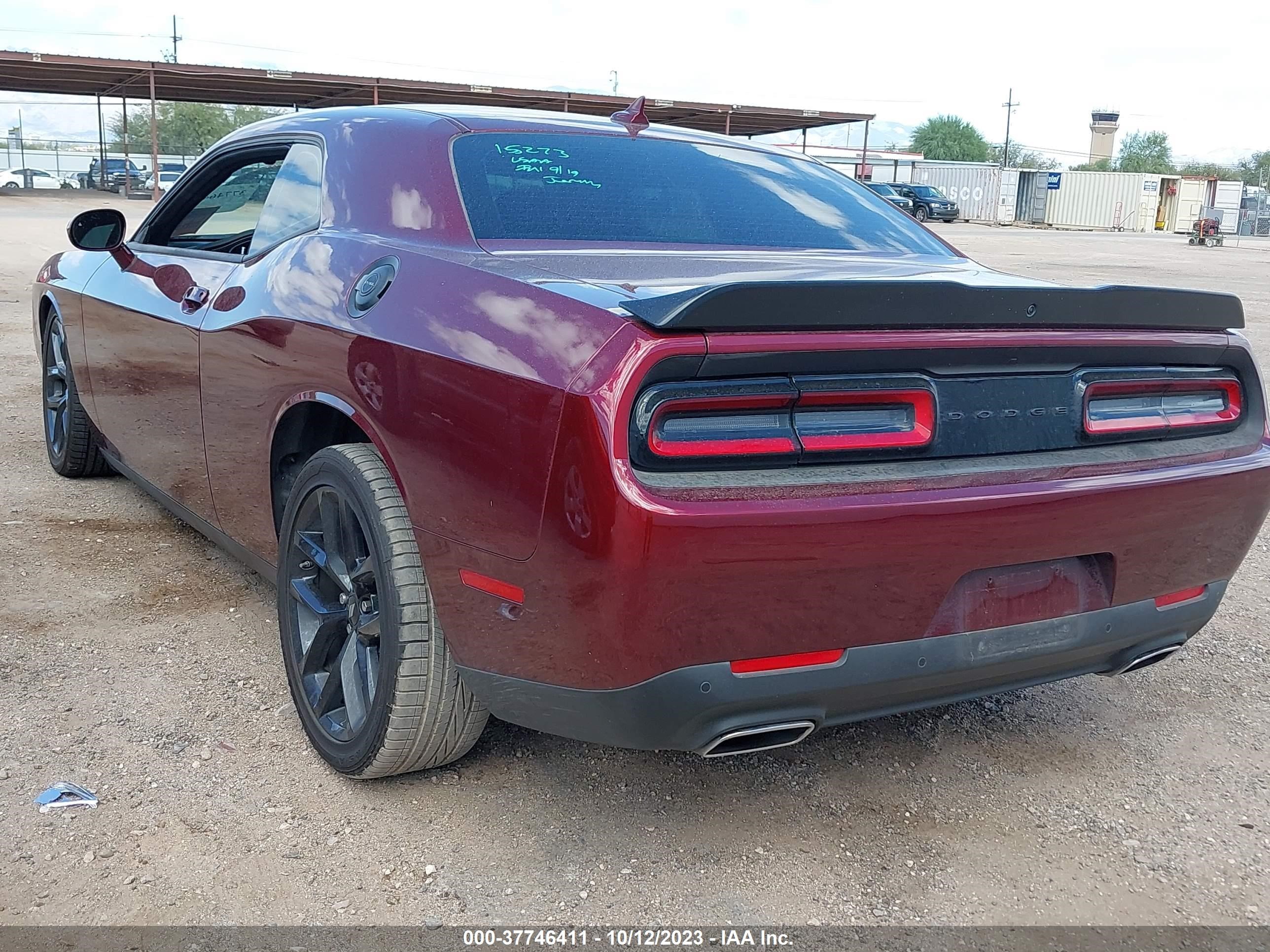 Photo 2 VIN: 2C3CDZJGXPH554013 - DODGE CHALLENGER 