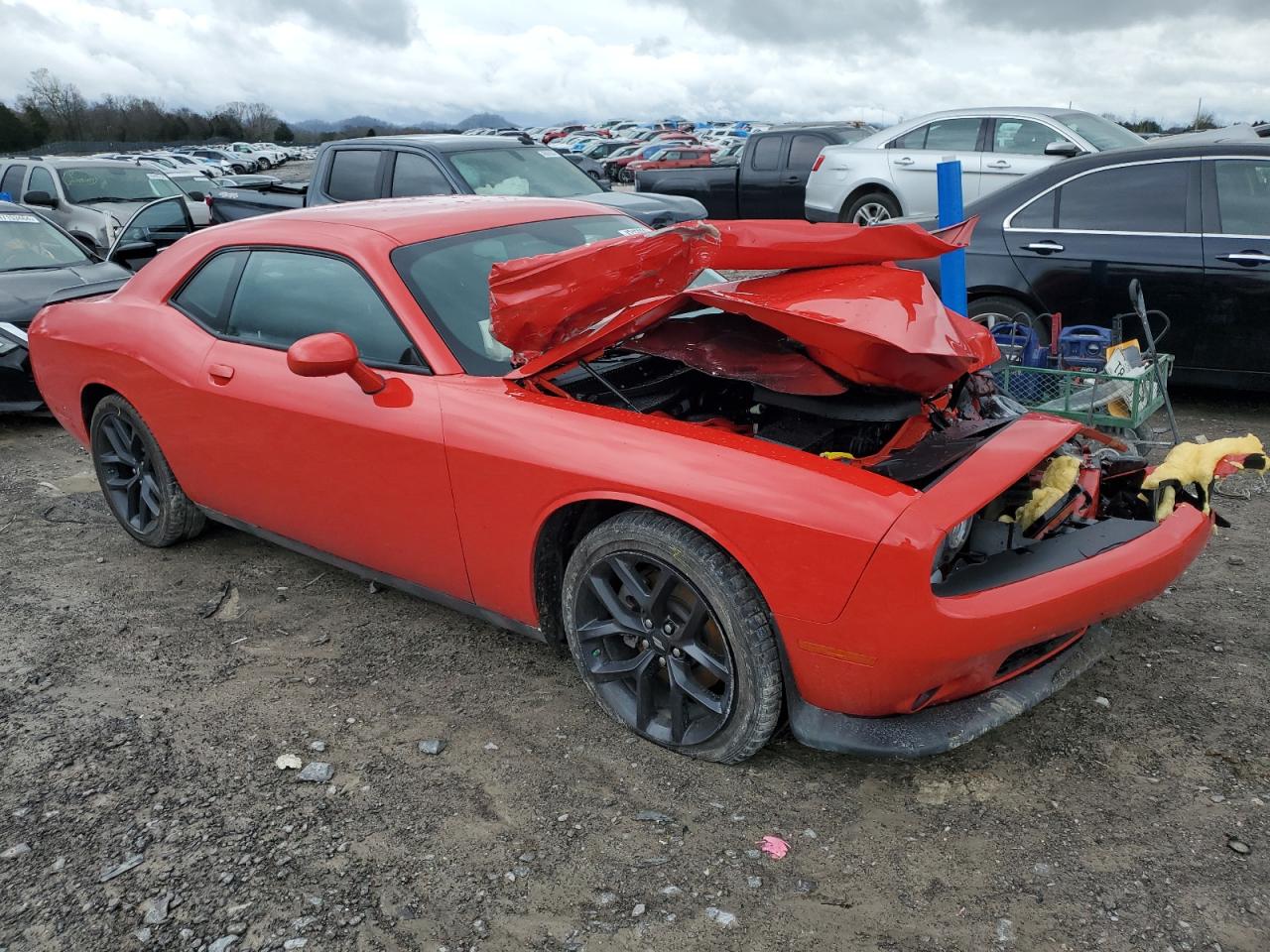 Photo 3 VIN: 2C3CDZJGXPH688729 - DODGE CHALLENGER 