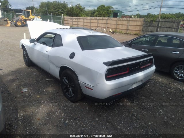 Photo 2 VIN: 2C3CDZKGXKH705410 - DODGE CHALLENGER 