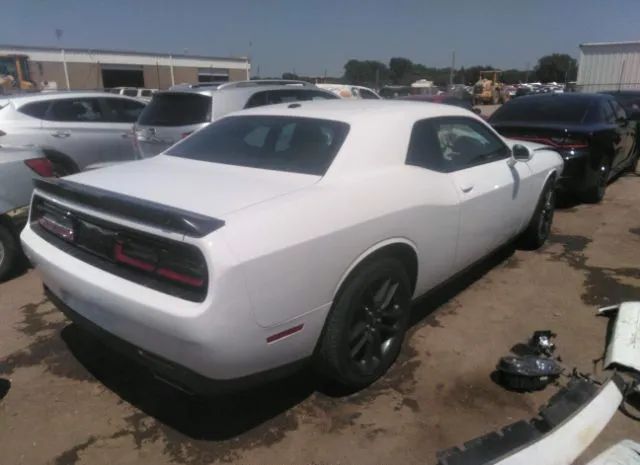 Photo 3 VIN: 2C3CDZKGXNH156716 - DODGE CHALLENGER 