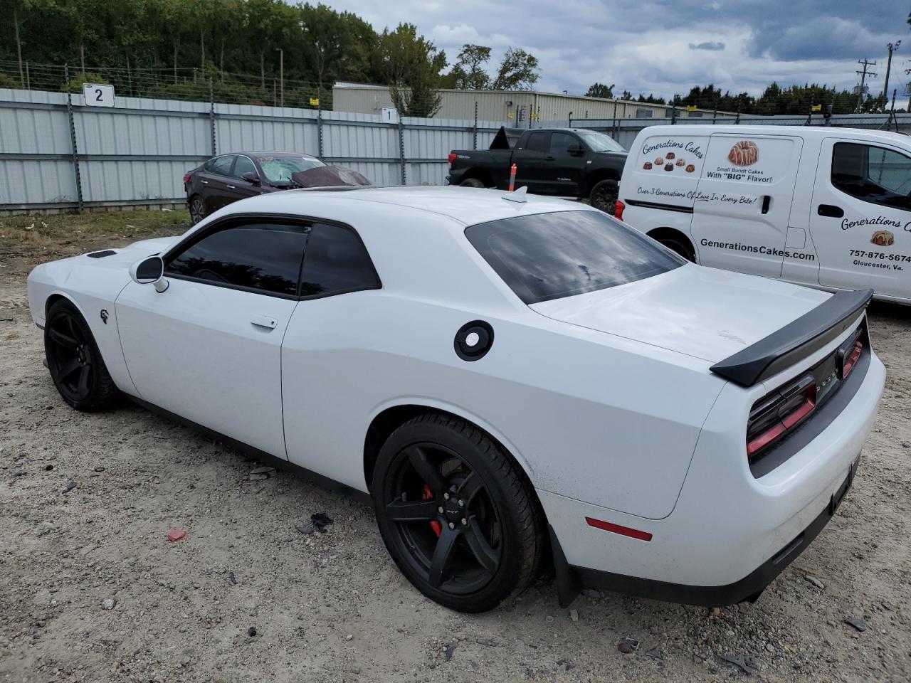 Photo 1 VIN: 2C3CDZL90KH695034 - DODGE CHALLENGER 