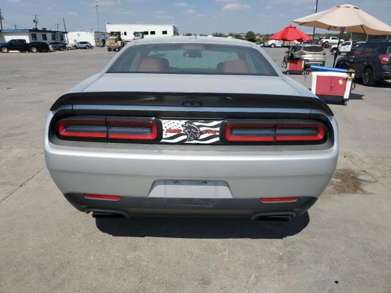 Photo 5 VIN: 2C3CDZL92KH639967 - DODGE CHALLENGER 