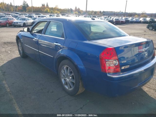 Photo 2 VIN: 2C3CK3CV1AH101047 - CHRYSLER 300 