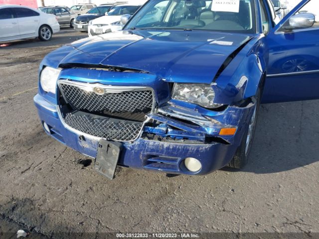 Photo 5 VIN: 2C3CK3CV1AH101047 - CHRYSLER 300 