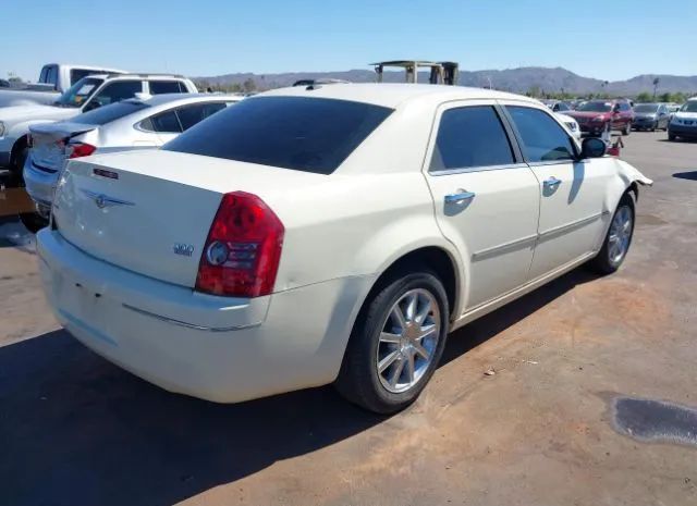 Photo 3 VIN: 2C3CK5CV0AH331156 - CHRYSLER 300 