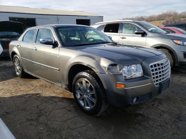 Photo 3 VIN: 2C3CK5CV4AH198031 - CHRYSLER 300 